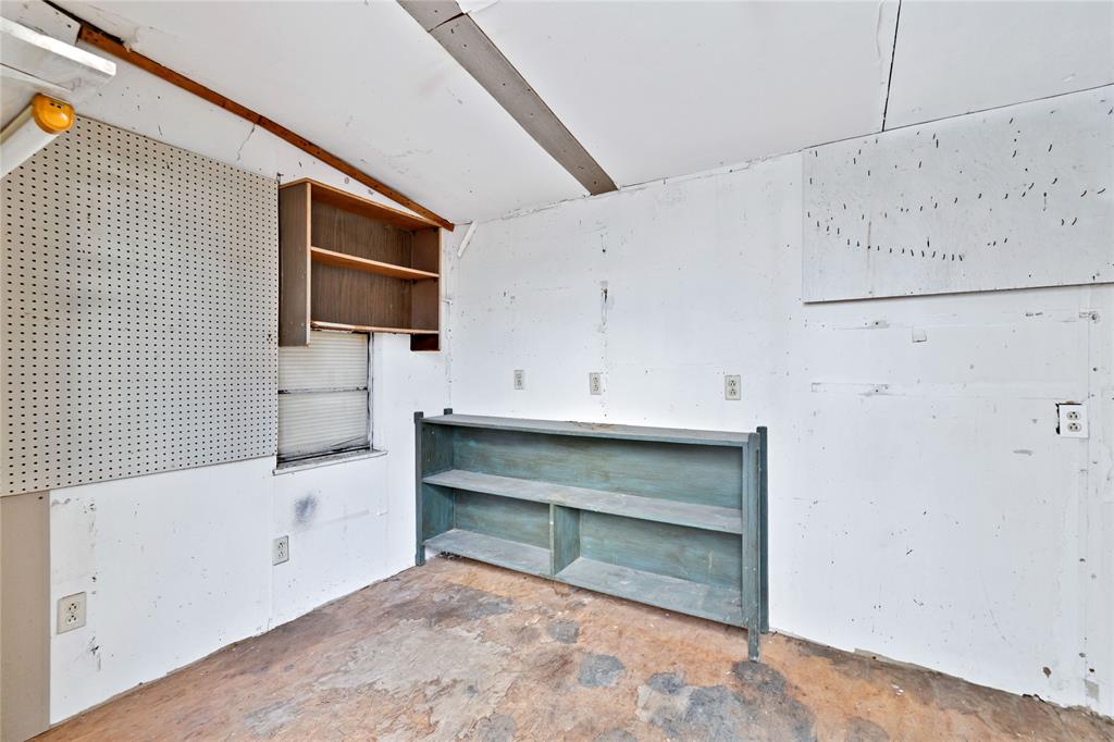 204 3rd Street Celeste, TX 75423 - Photo 36 of 38 Inside view of the second shed