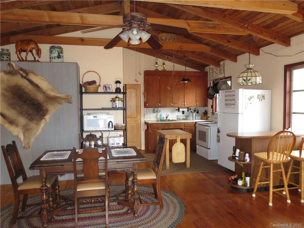 210 Trail Ridge Road Tuckasegee, NC 28783 - Photo 8 of 23 Gallery Image 8