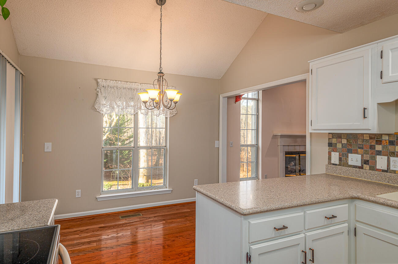 5312 Kellys Point Ooltewah, TN 37363 - Photo 15 of 36 DSC_6117-Edit