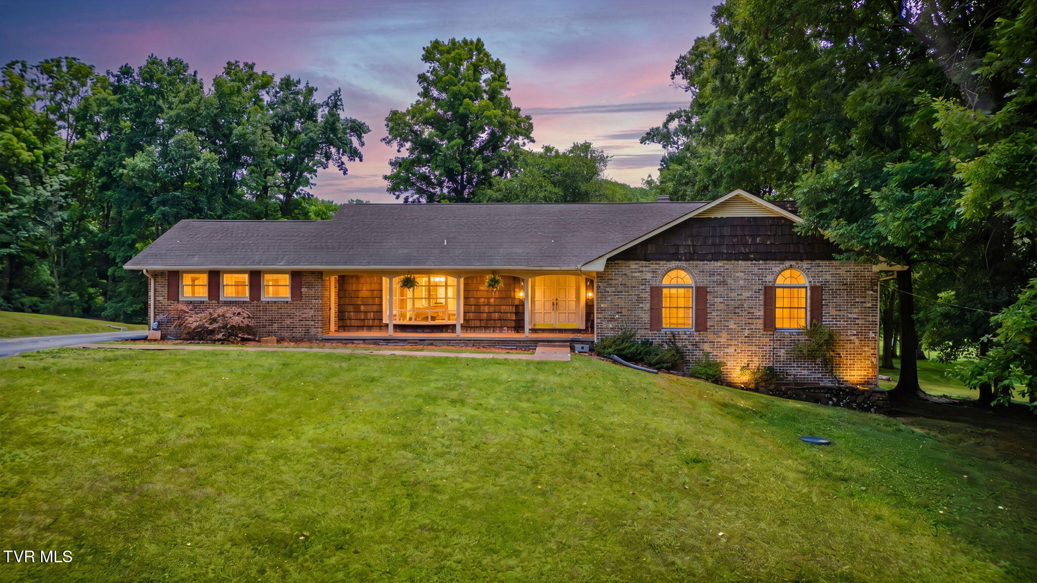 900 Jordan Road Elizabethton, TN 37643 - Photo 5 of 51 101a