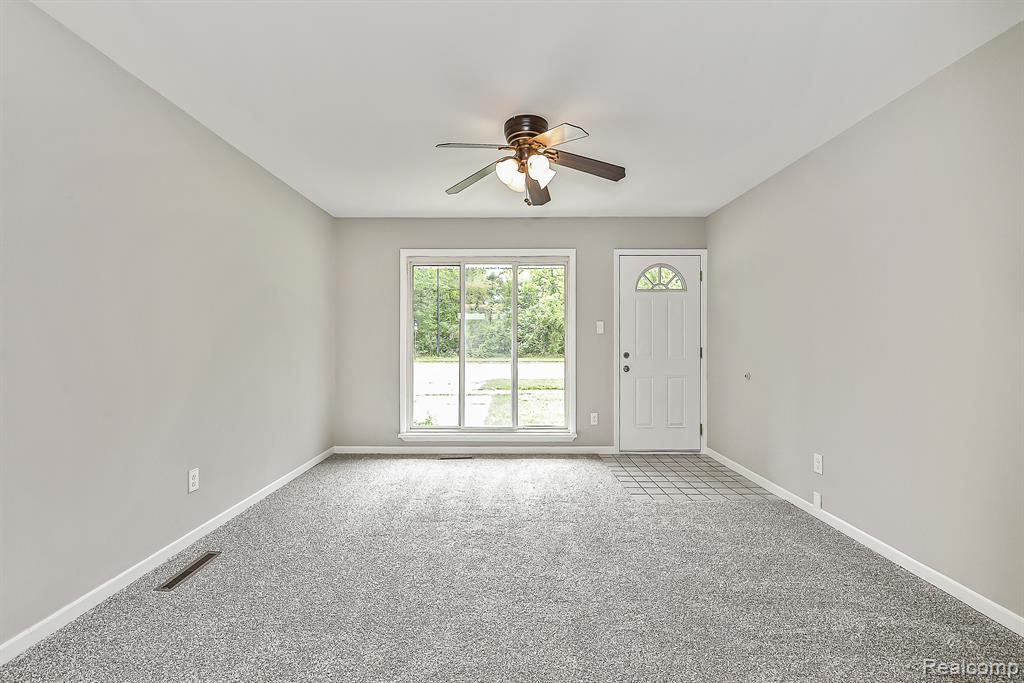 1539 Grove Road Ypsilanti, MI 48198 - Photo 10 of 39 Gallery Image 10