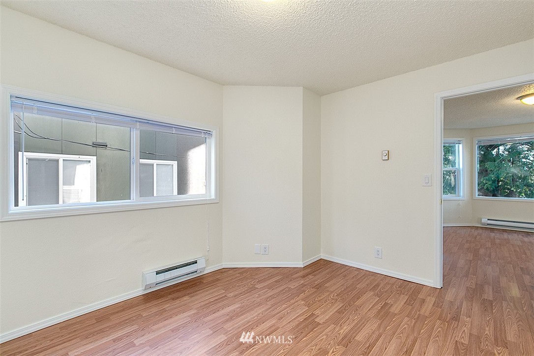 308 28th Avenue South Seattle, WA 98144 - Photo 7 of 9