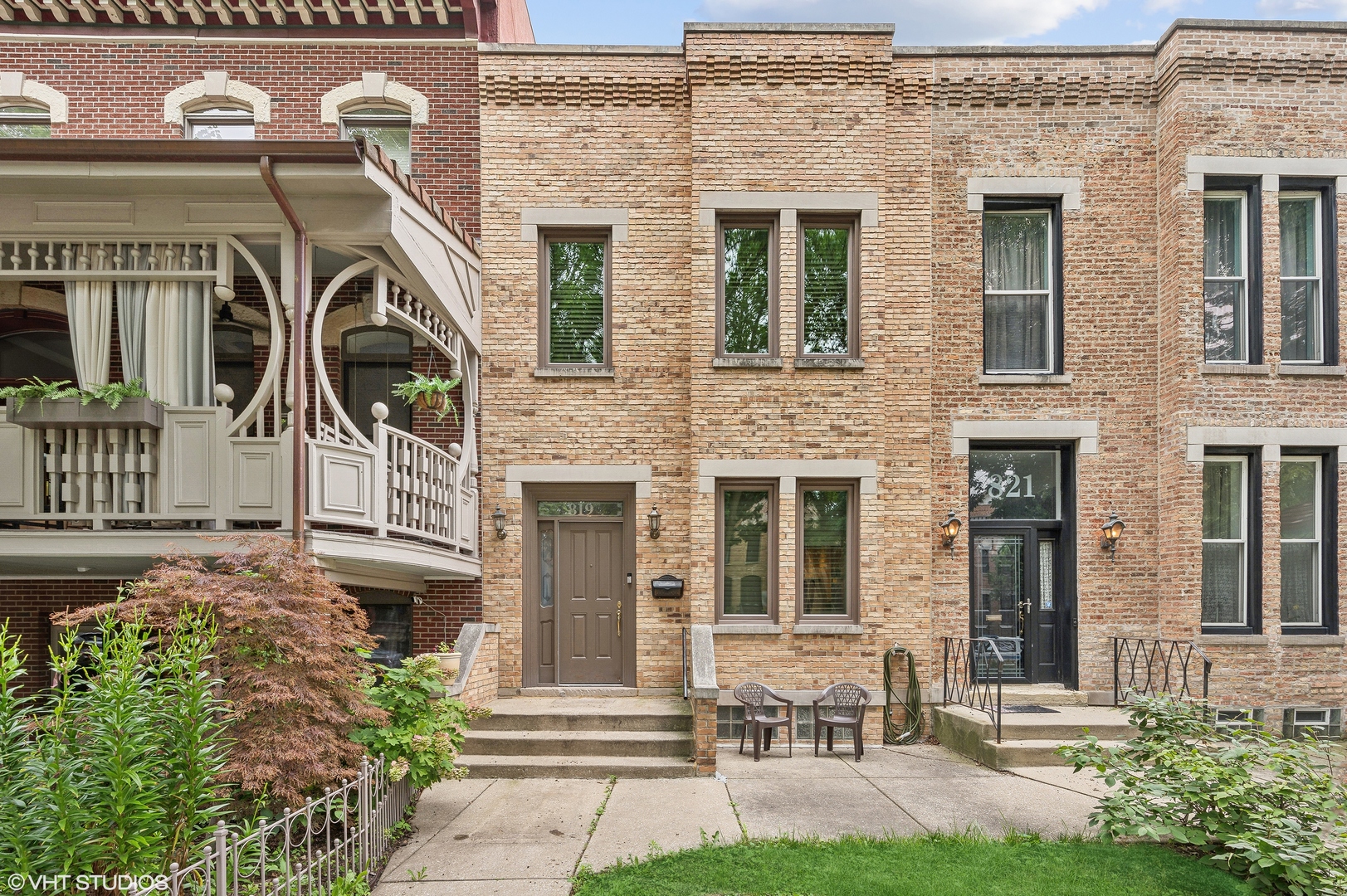 819 South Bishop Street Chicago, IL 60607 - Photo 1 of 17 Gallery Image 1