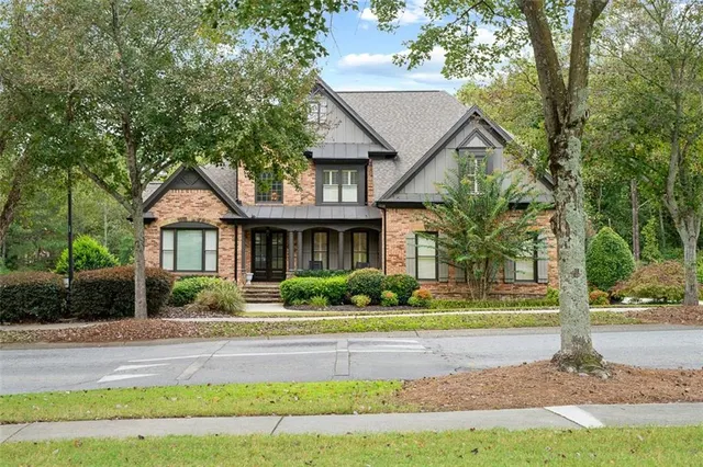 $950,000 | 2522 Autumn Maple Drive, Braselton, GA 30548