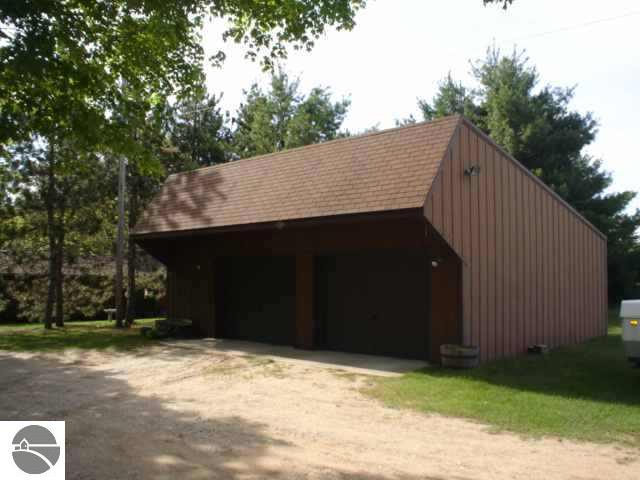 7490 No 45 Road Manton, MI 49663 - Photo 2 of 9 1679108-1.JPG