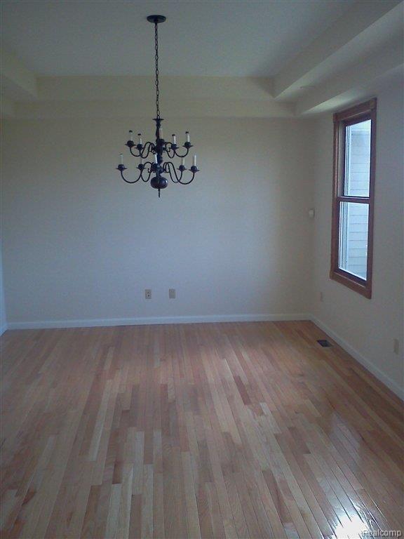 7237 Brophy Road Howell, MI 48855 - Photo 8 of 11 0405121015a.jpg