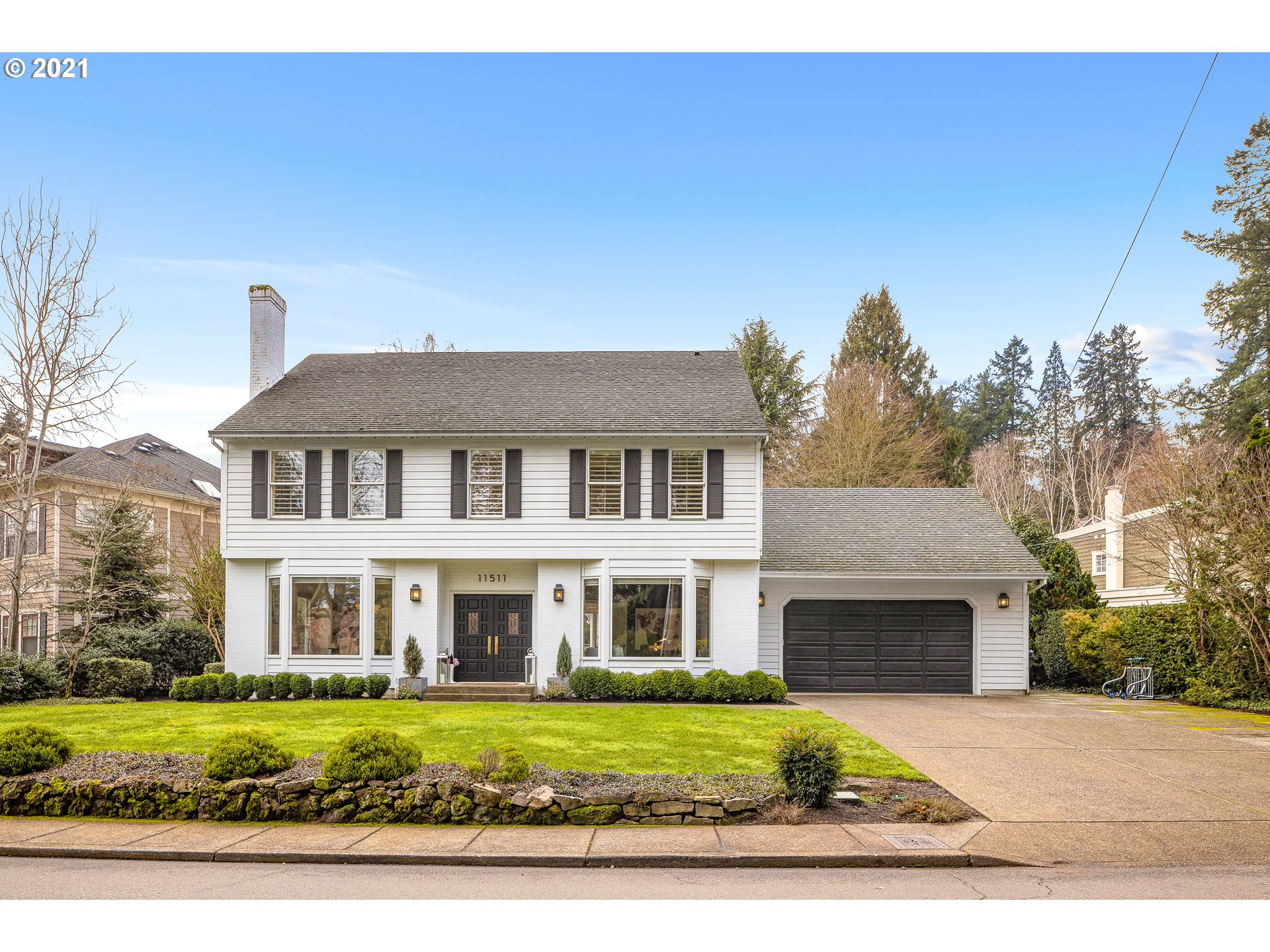 11511 South Riverwood Road Portland, OR 97219 - Photo 1 of 32 Gallery Image 1