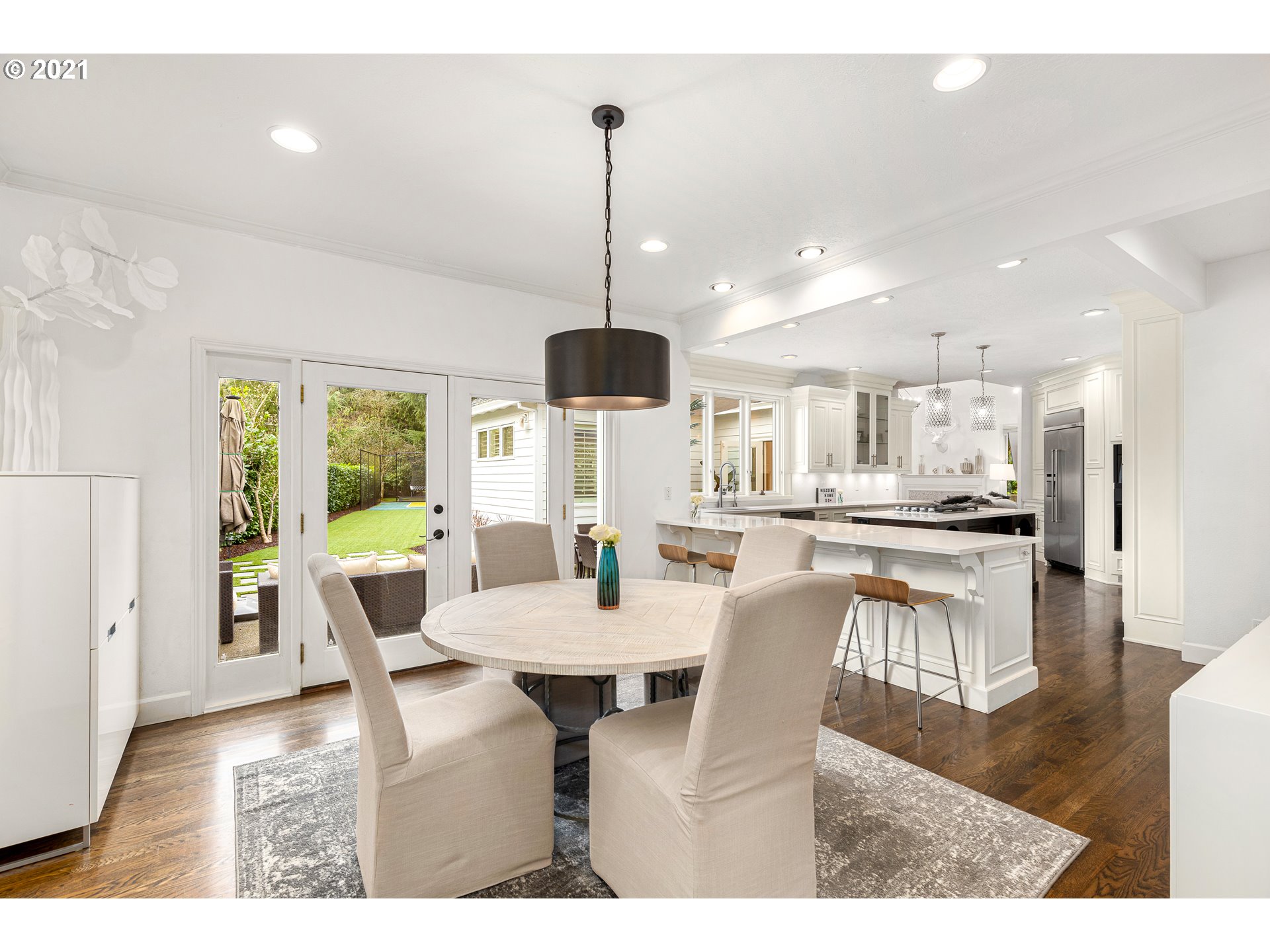 11511 South Riverwood Road Portland, OR 97219 - Photo 10 of 32 Gallery Image 10