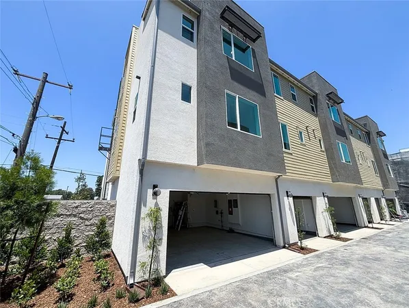 $4,200 | 11706 Arkansas Street, Unit F, Artesia, CA 90701