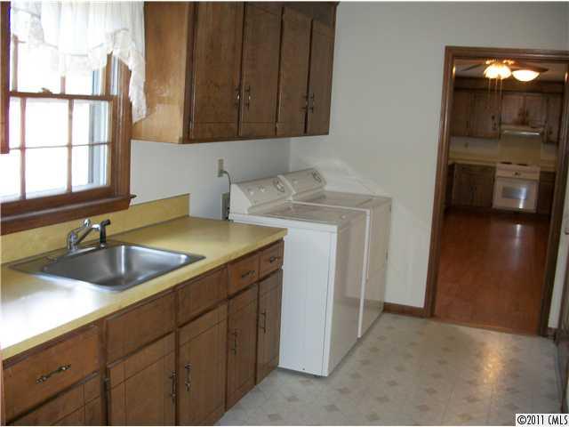6317 Love Mill Road Monroe, NC 28110 - Photo 11 of 12 Gallery Image 11