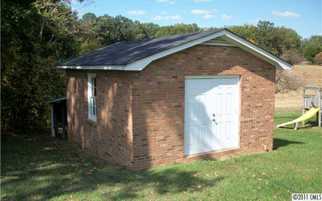 6317 Love Mill Road Monroe, NC 28110 - Photo 10 of 12 Gallery Image 10