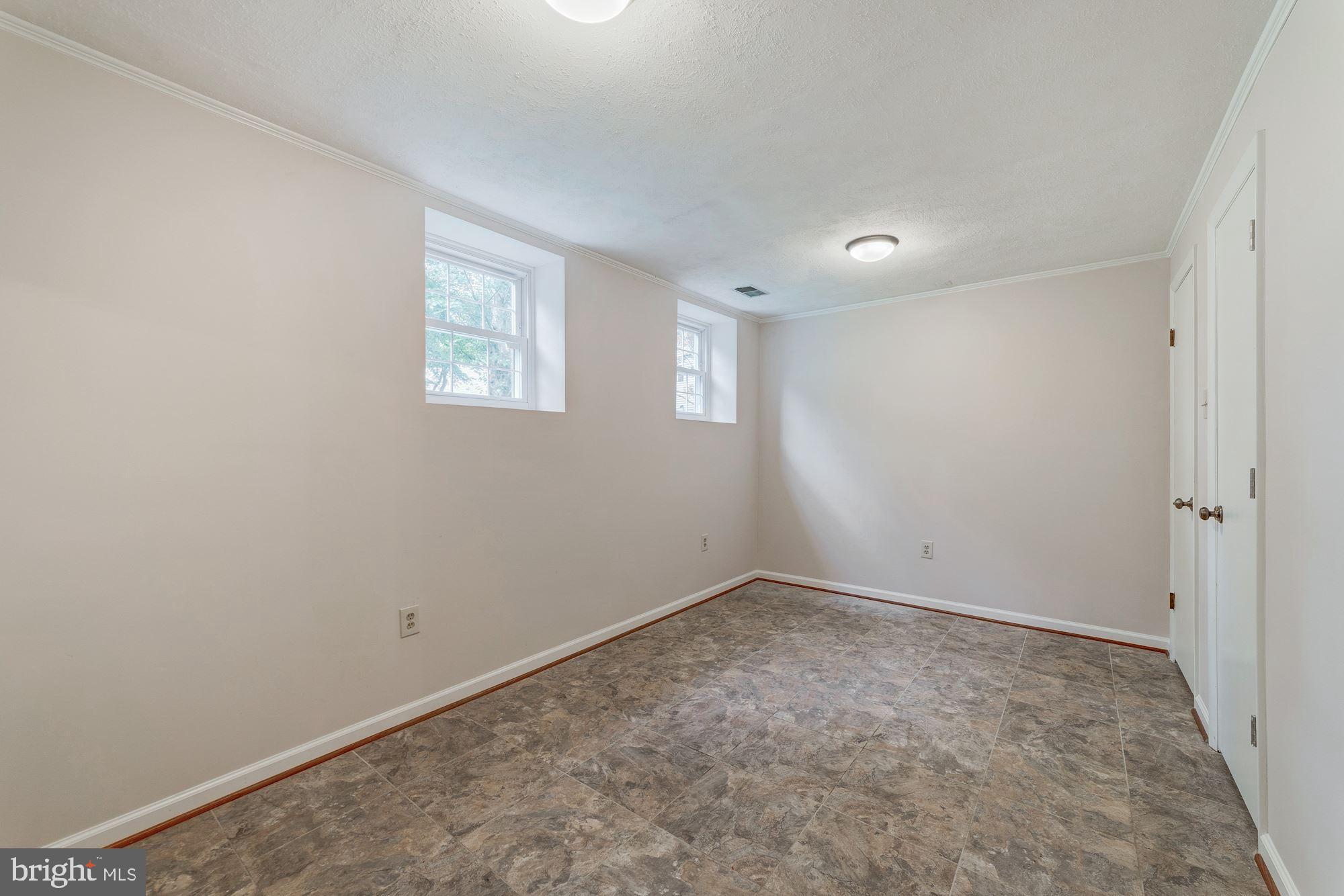 9519 Burning Branch Road Burke, VA 22015 - Photo 9 of 37 Gallery Image 9