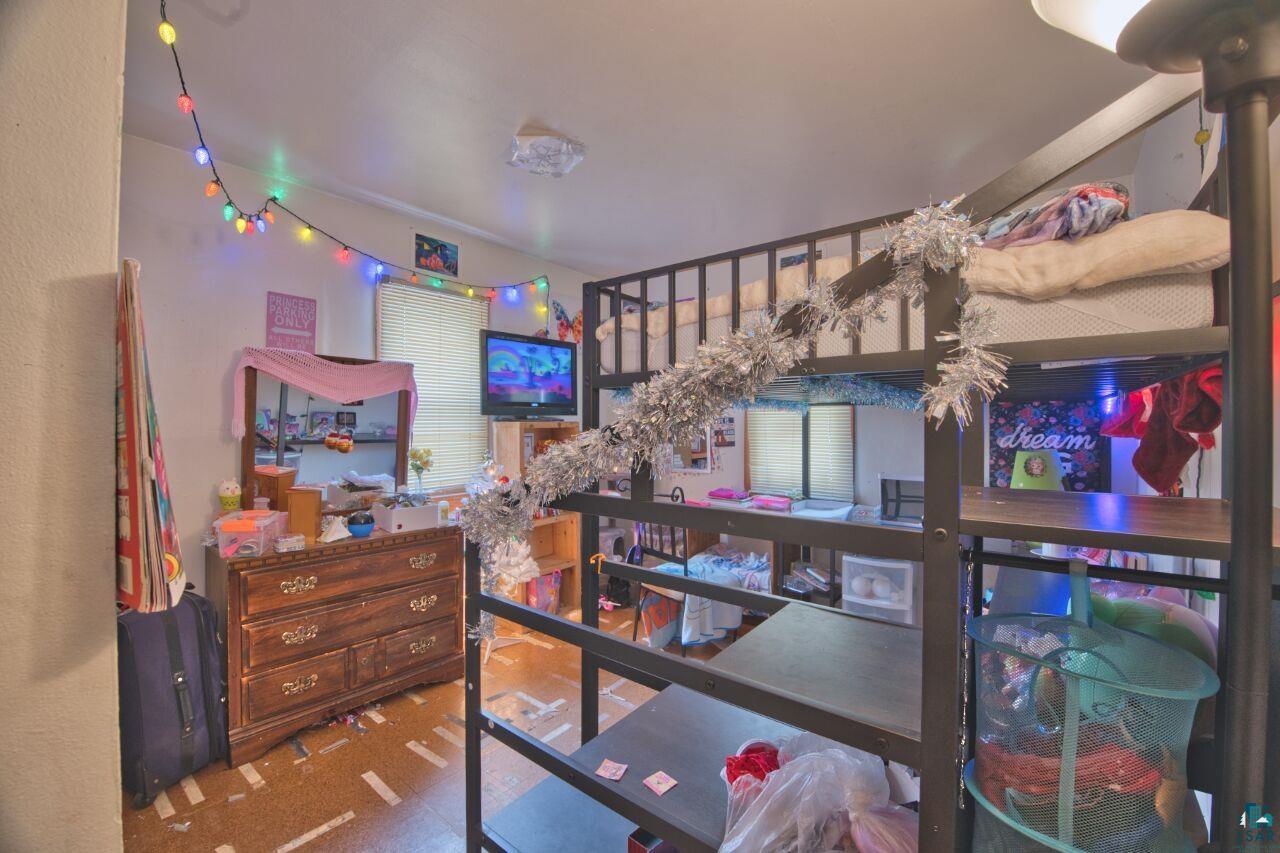 417 Arlington Road Hoyt Lakes, MN 55750 - Photo 10 of 32 View of bedroom