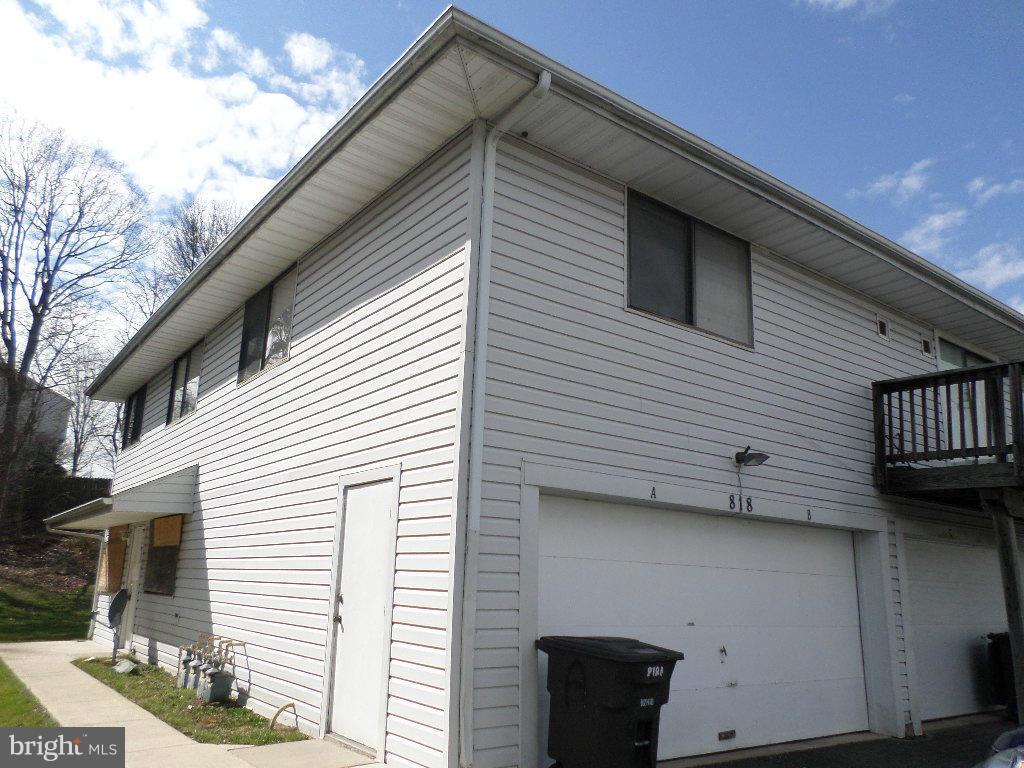 Exterior (Front)