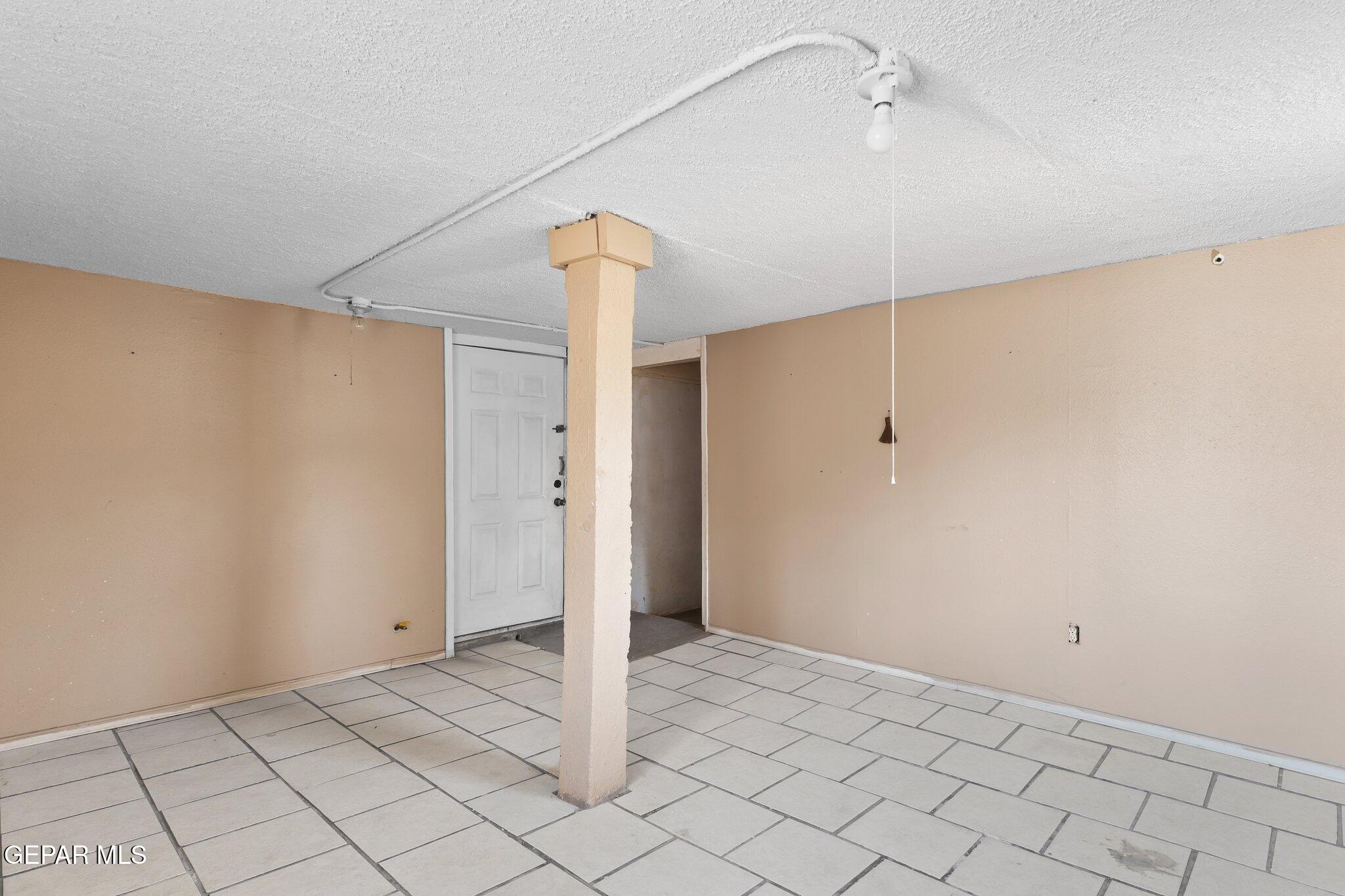 7080 2nd Avenue Canutillo, TX 79835 - Photo 21 of 38 a view of an empty room