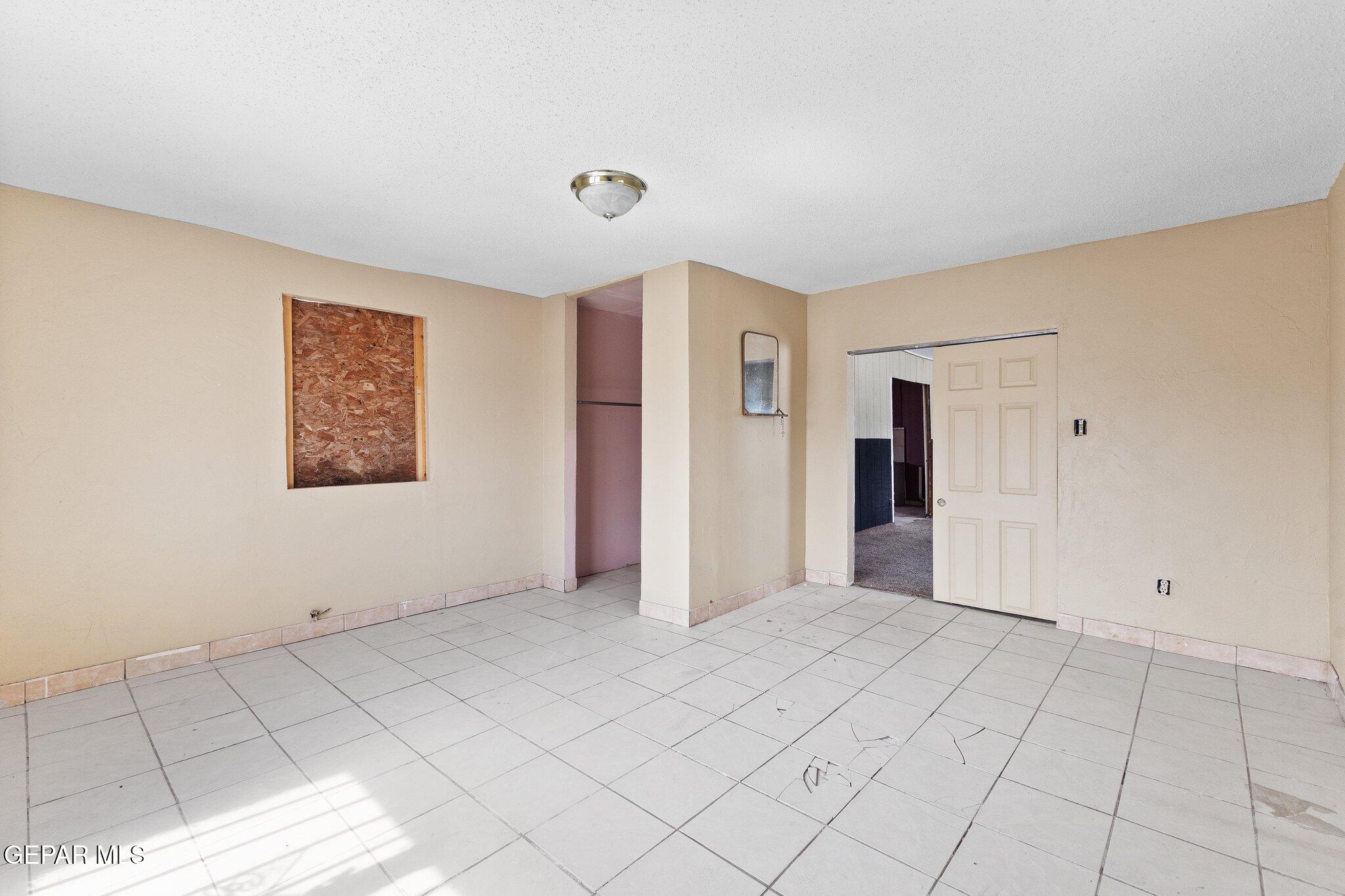 7080 2nd Avenue Canutillo, TX 79835 - Photo 32 of 38 a view of an empty room