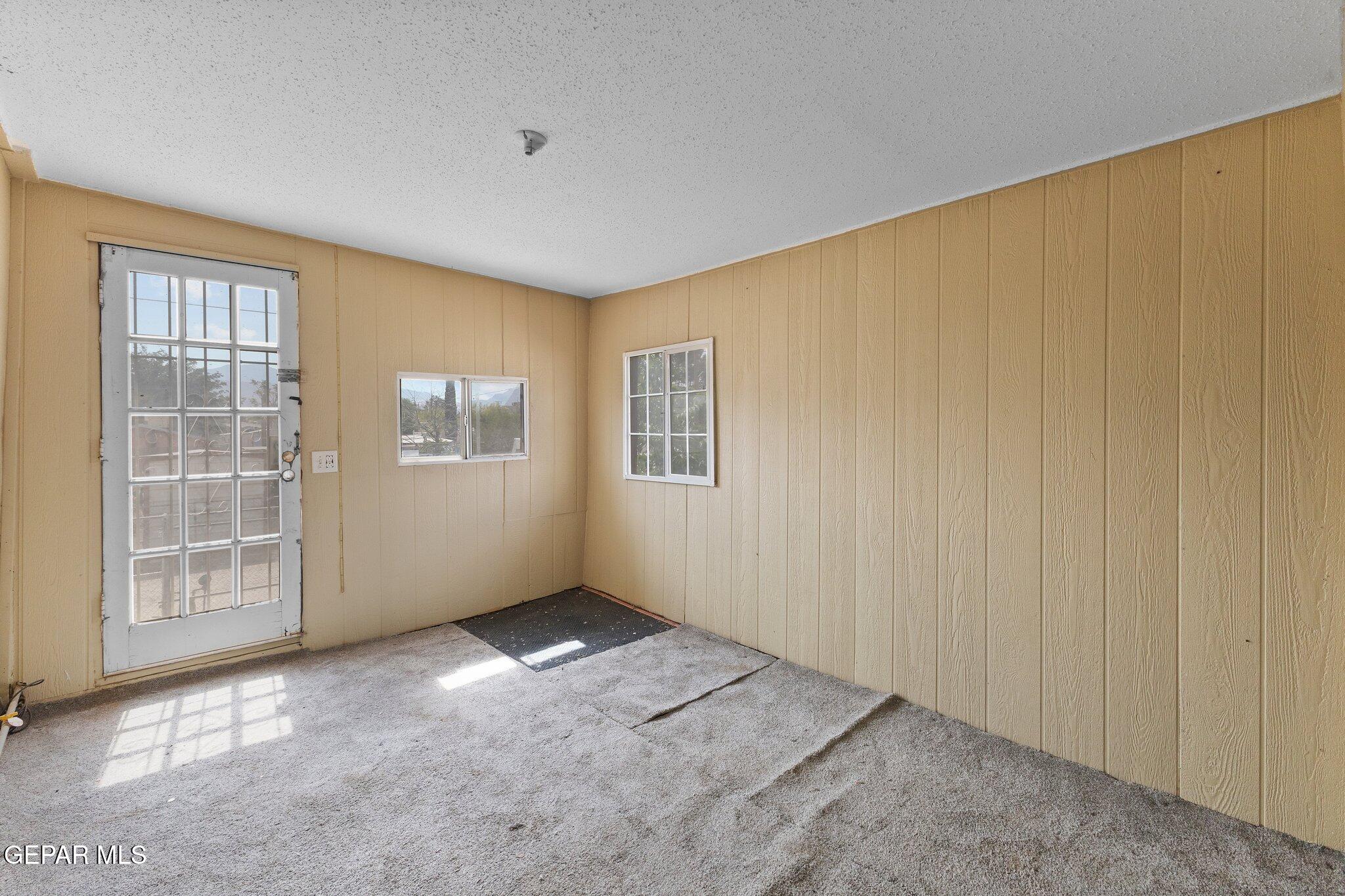 7080 2nd Avenue Canutillo, TX 79835 - Photo 36 of 38 a view of an empty room with a window