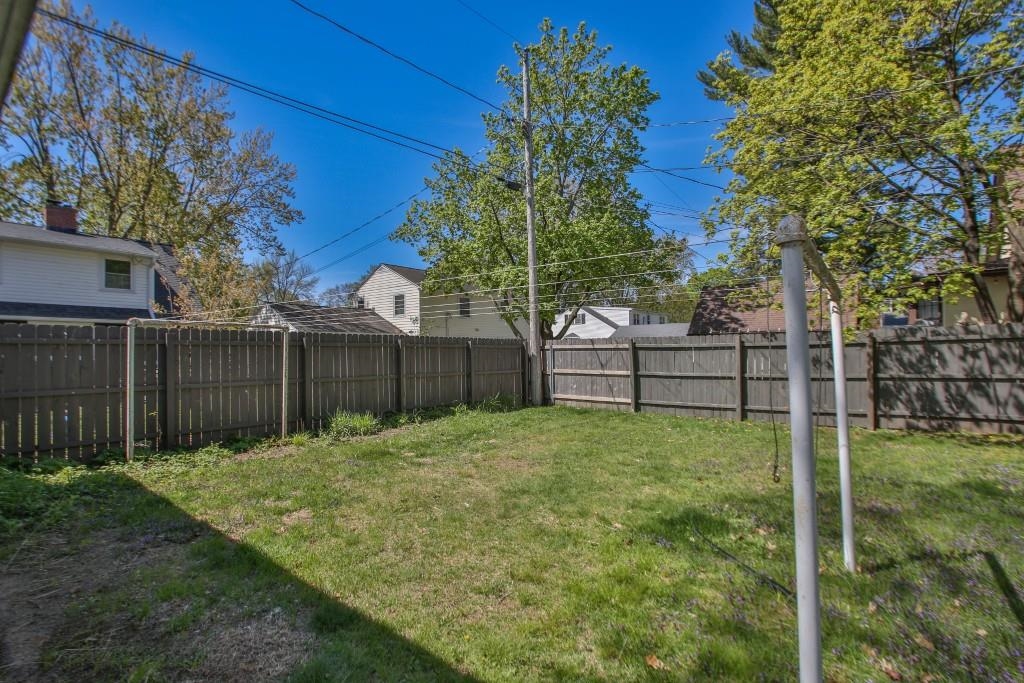 417 Ruder Street Wausau, WI 54403 - Photo 6 of 31