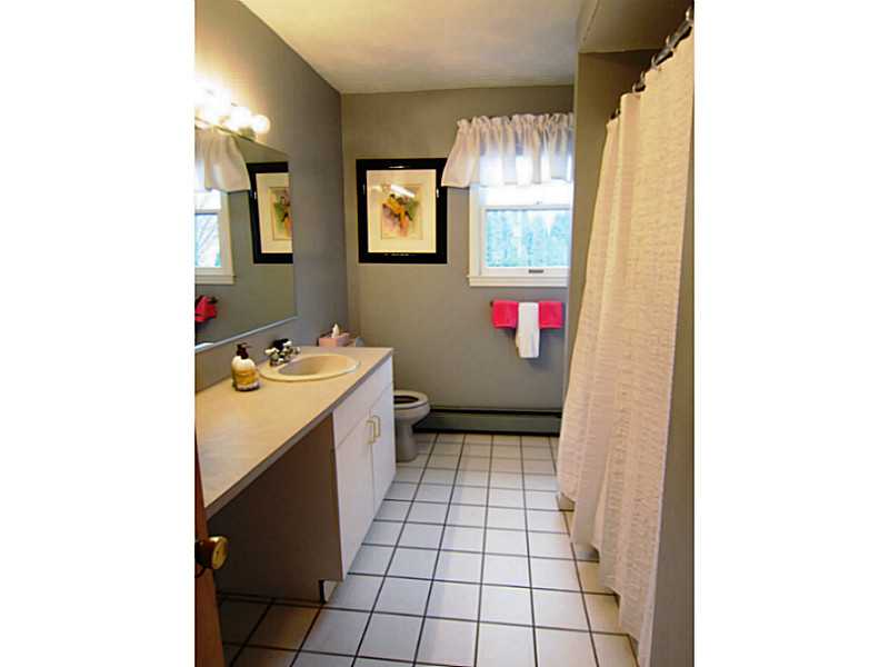 175 Mohawk Trail Cranston, RI 02921 - Photo 9 of 19 Bathroom.
