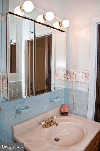 9824 Gunforge Road Perry Hall, MD 21128 - Photo 14 of 20 Master Bath
