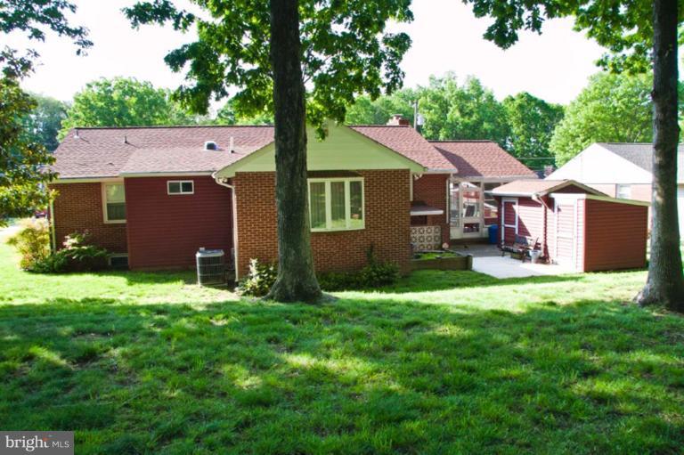 9824 Gunforge Road Perry Hall, MD 21128 - Photo 4 of 20 Added family room,small patio