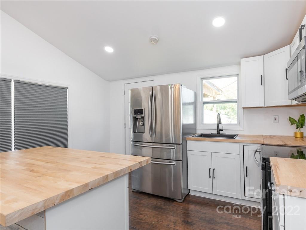 1645 Dobson Street Lancaster, SC 29720 - Photo 17 of 38 Gallery Image 17
