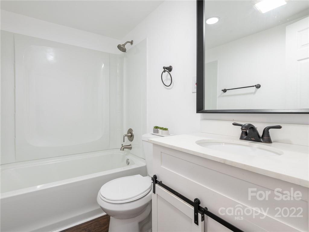 1645 Dobson Street Lancaster, SC 29720 - Photo 8 of 38 Gallery Image 8