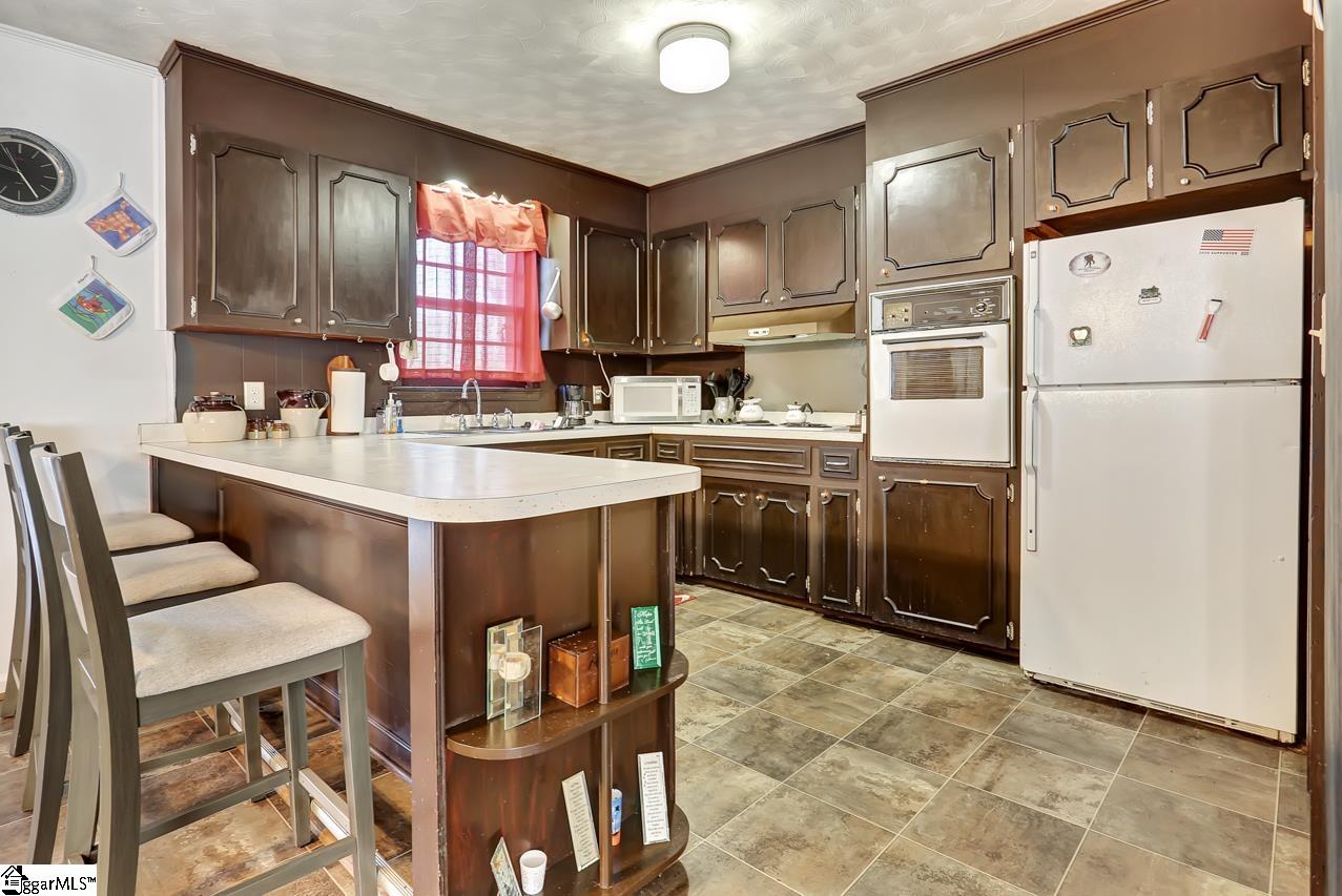 675 Arlington Road Greer, SC 29651 - Photo 12 of 34