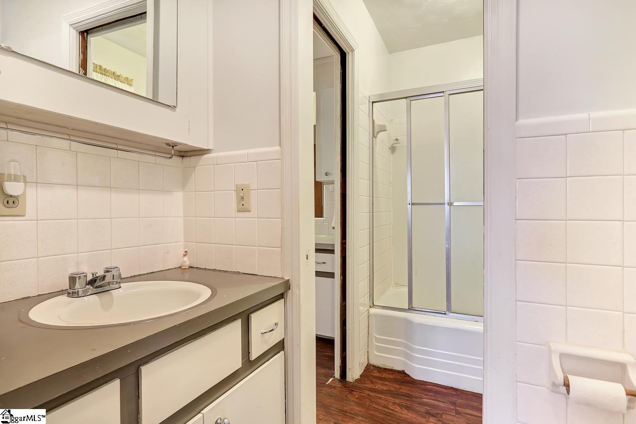 675 Arlington Road Greer, SC 29651 - Photo 16 of 34