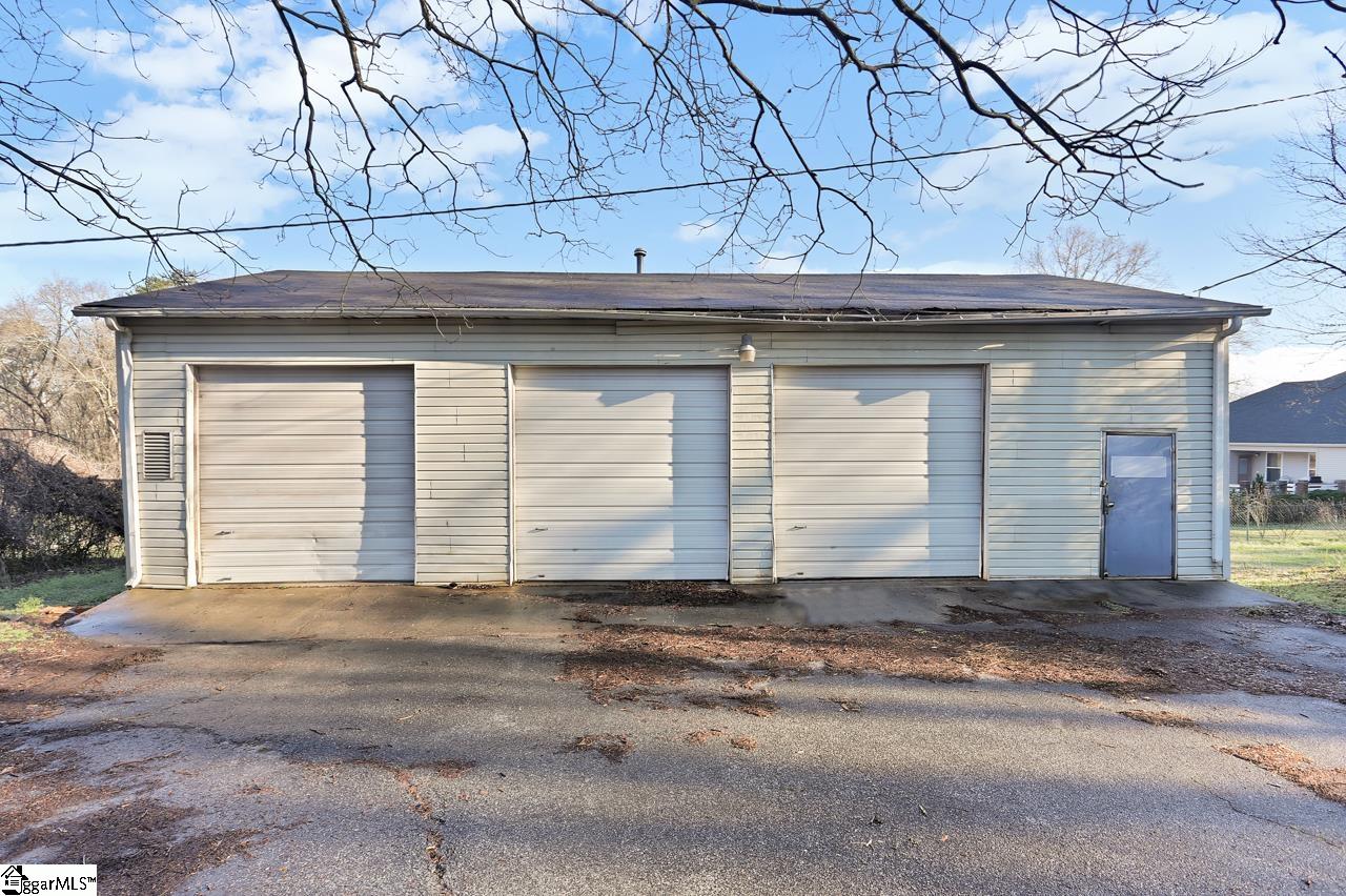 675 Arlington Road Greer, SC 29651 - Photo 27 of 34