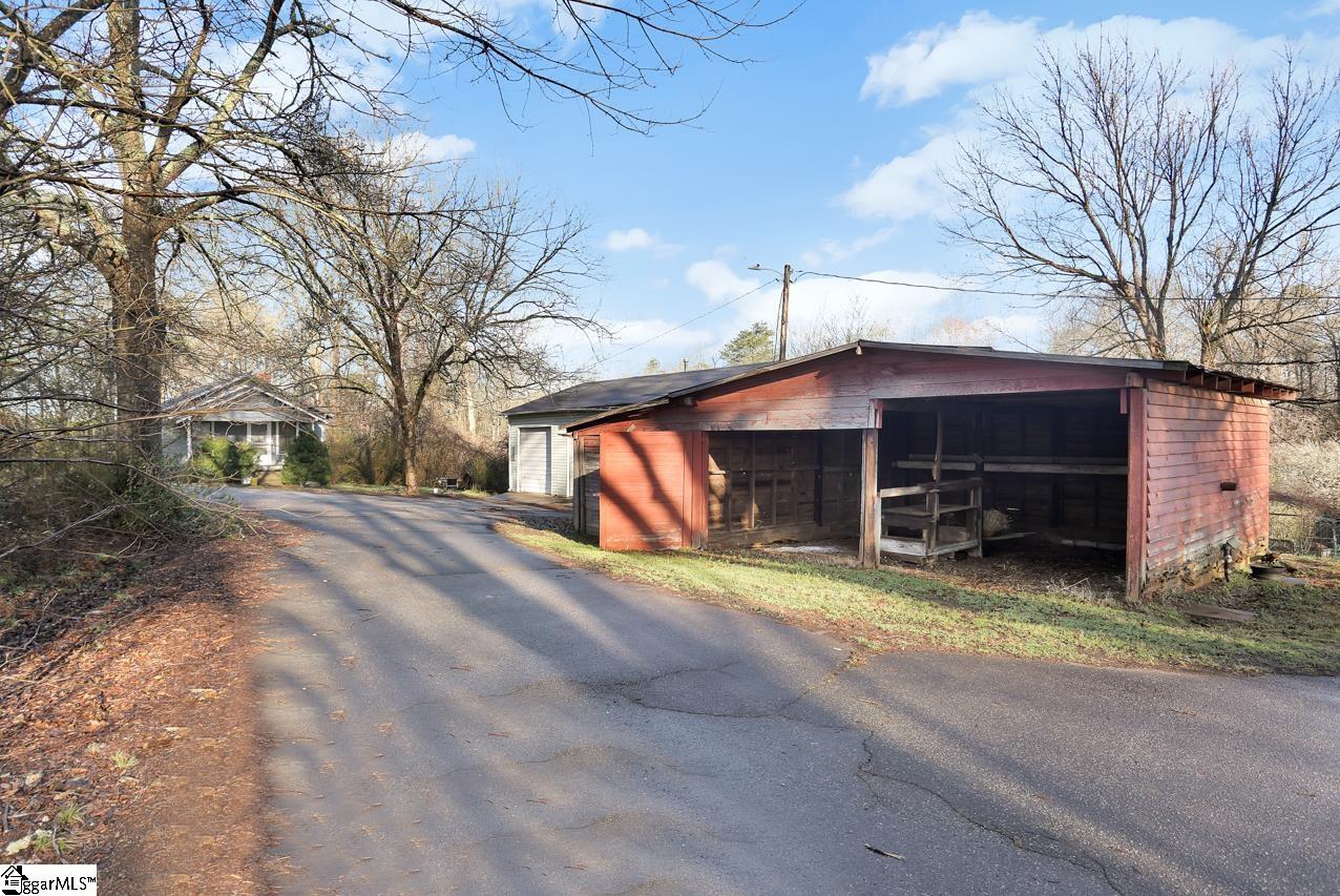 675 Arlington Road Greer, SC 29651 - Photo 28 of 34