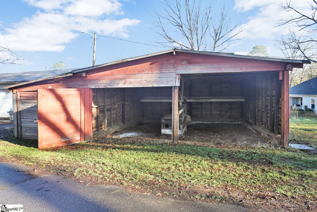 675 Arlington Road Greer, SC 29651 - Photo 29 of 34
