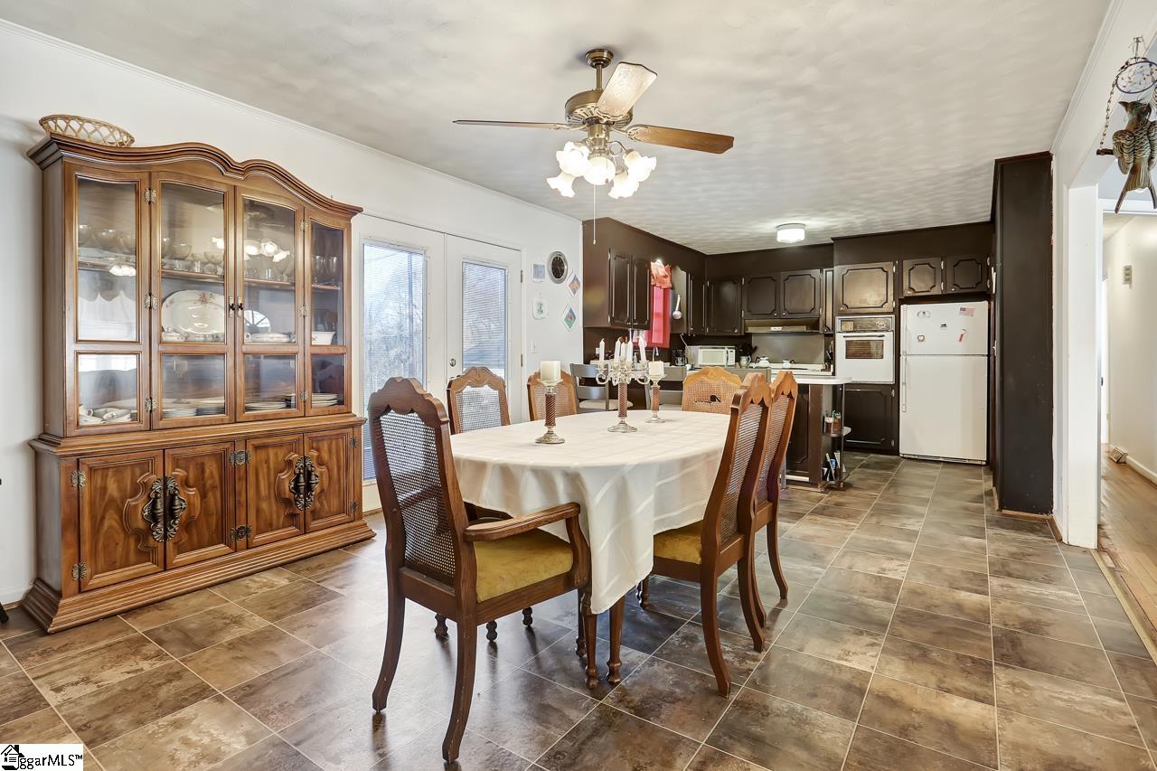 675 Arlington Road Greer, SC 29651 - Photo 10 of 34