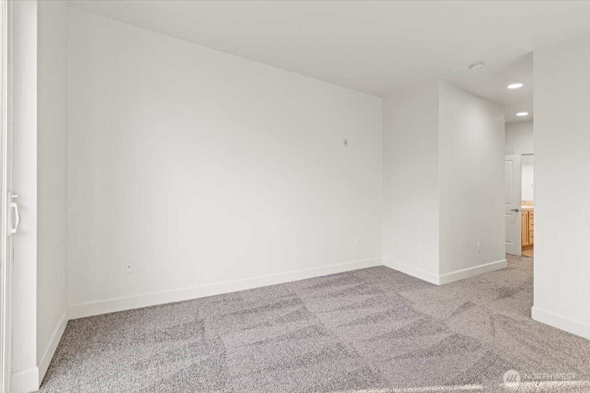 19102 20th Drive Southeast, Unit B206 Bothell, WA 98012 - Photo 25 of 39 a view of an empty room