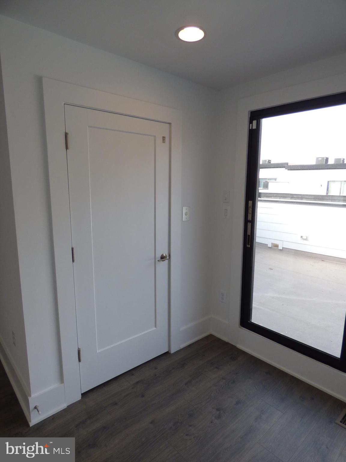 11360 Emerald Park Road Potomac, MD 20854 - Photo 33 of 33 Gallery Image 33