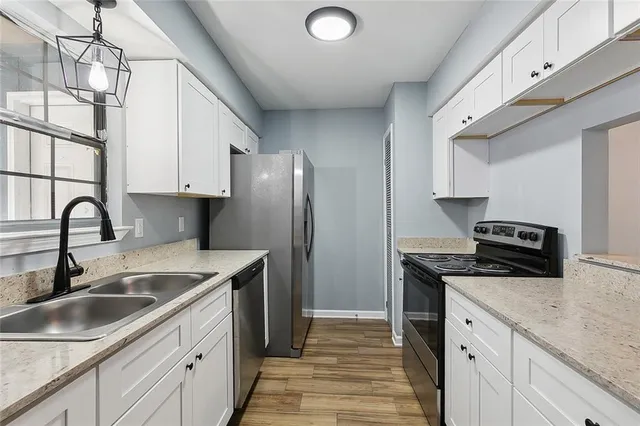 $1,475 | 28 Brandon Hall Drive, Unit D, Destrehan, LA 70047