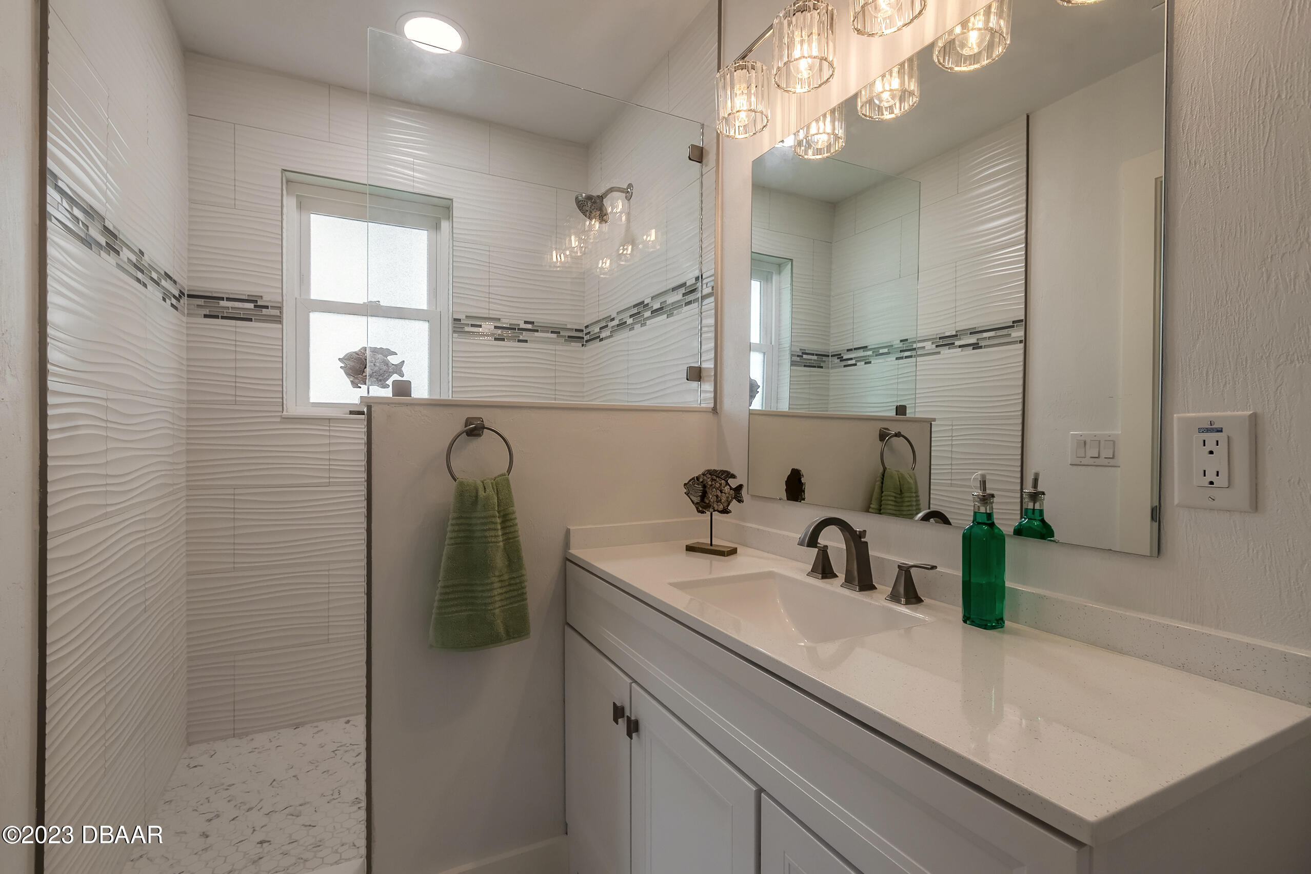 322 North Halifax Drive Ormond Beach, FL 32176 - Photo 12 of 34 Master Bath