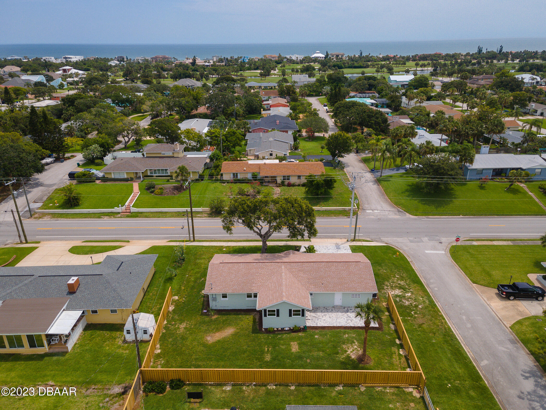 322 North Halifax Drive Ormond Beach, FL 32176 - Photo 27 of 34 East View