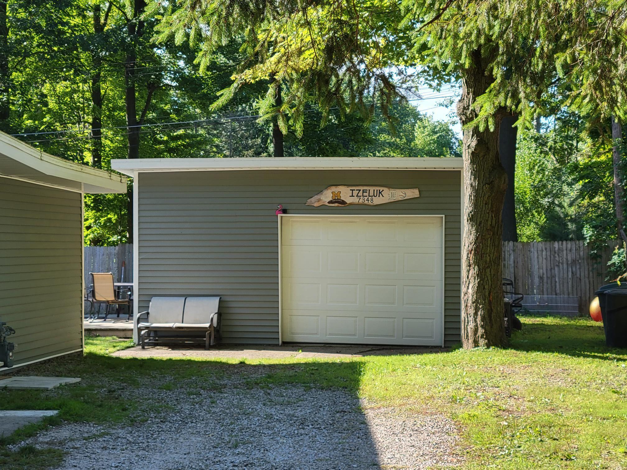7348 Lakewood Road Lexington, MI 48450 - Photo 21 of 30 50086783-20.JPG