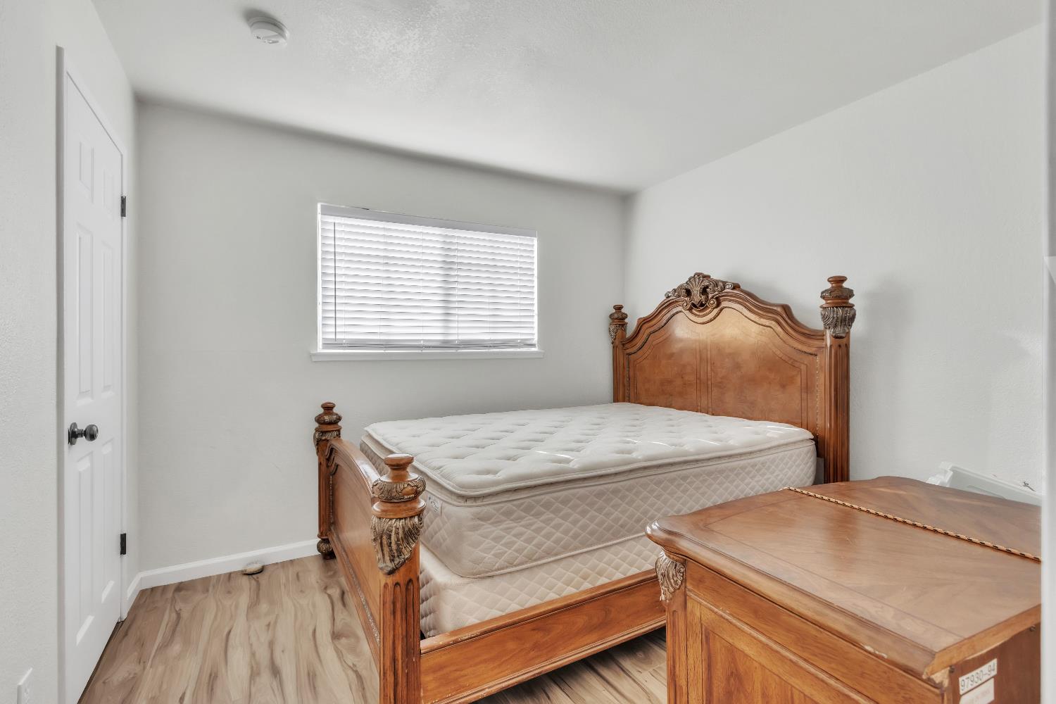 7517 Addison Way Sacramento, CA 95822 - Photo 11 of 52