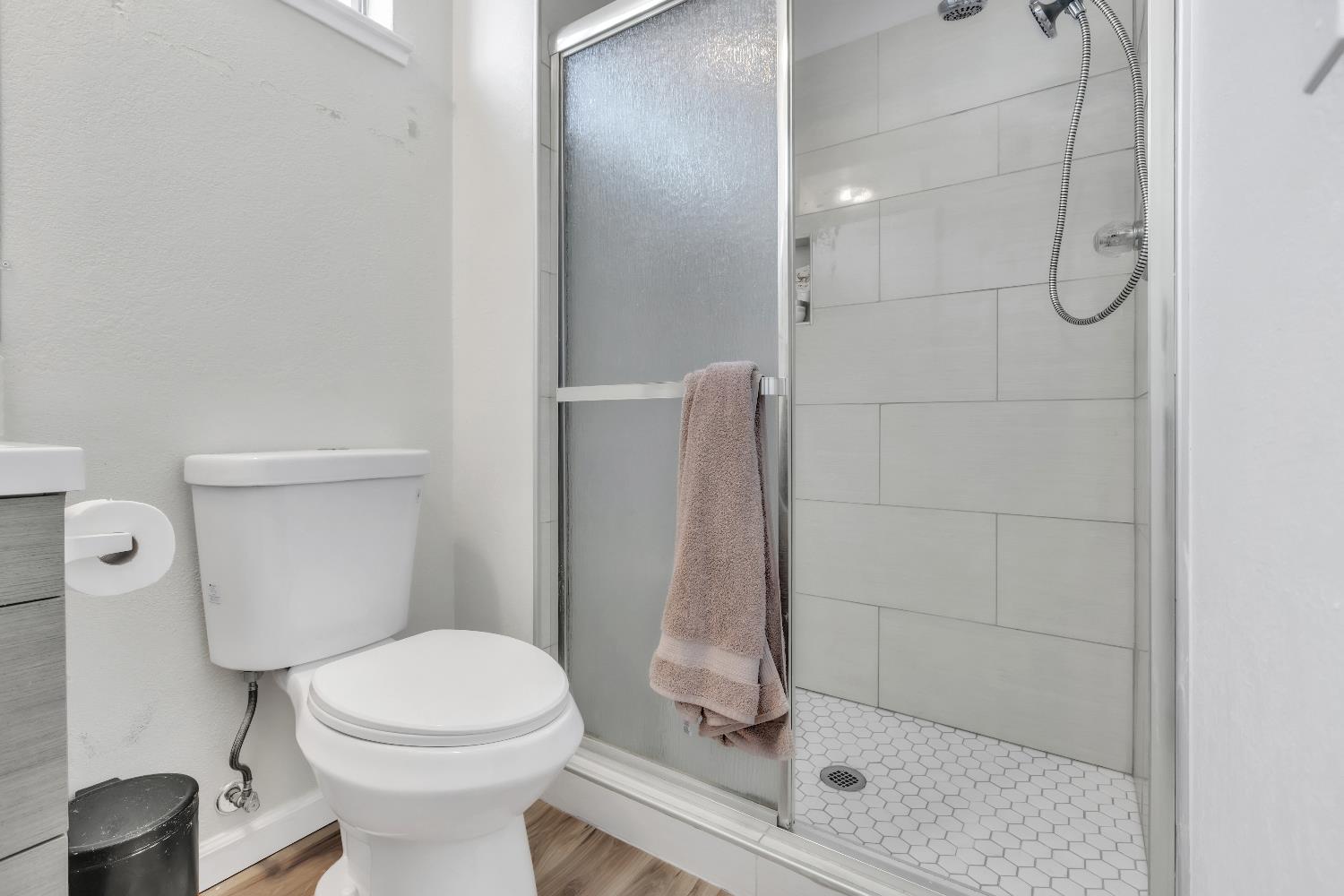 7517 Addison Way Sacramento, CA 95822 - Photo 17 of 52