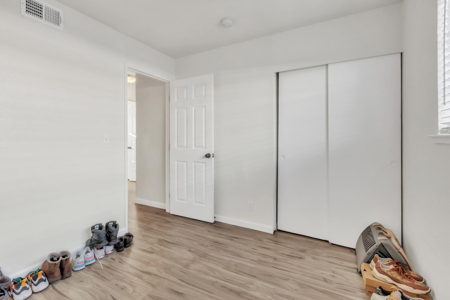 7517 Addison Way Sacramento, CA 95822 - Photo 20 of 52