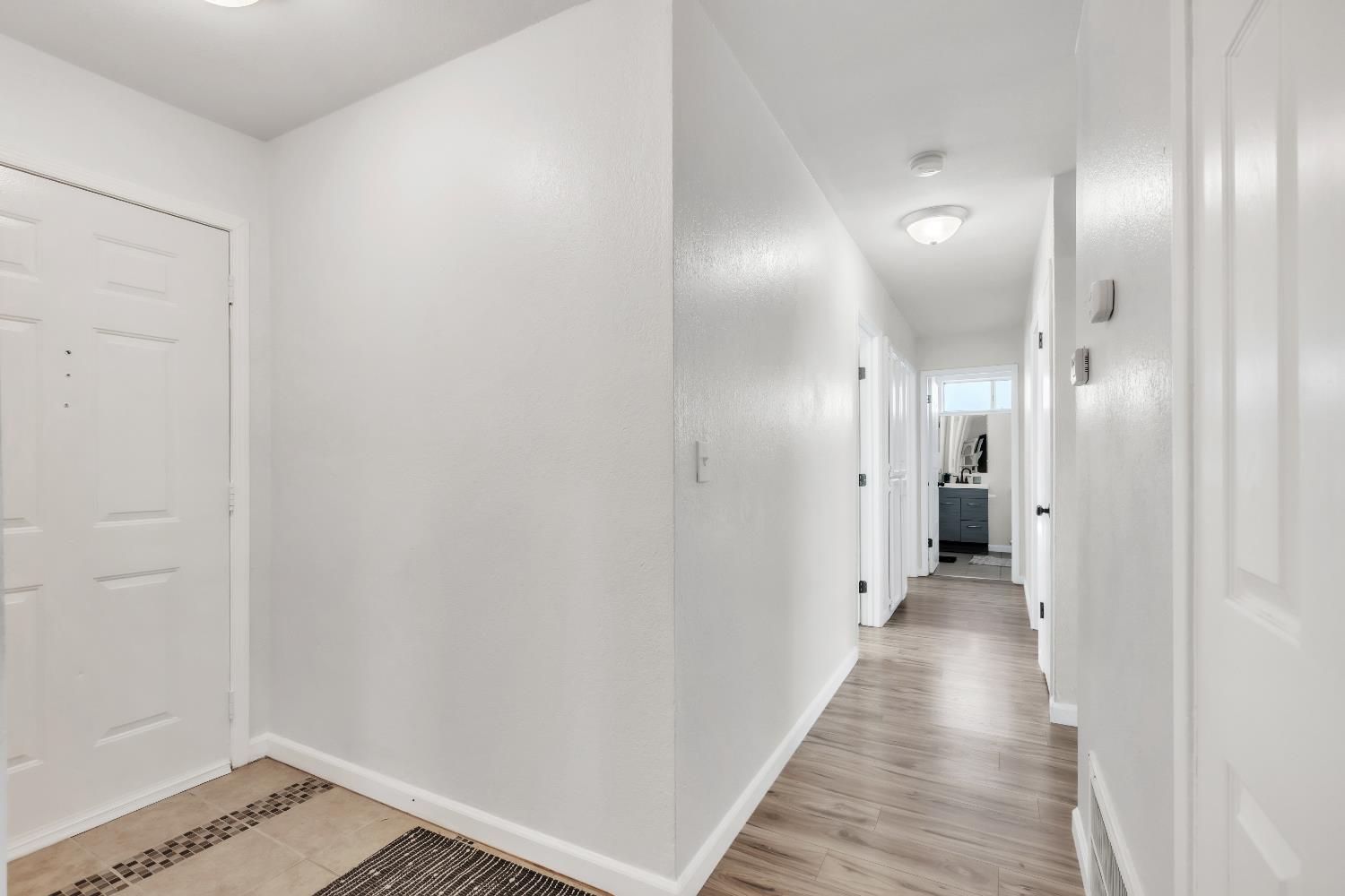 7517 Addison Way Sacramento, CA 95822 - Photo 22 of 52