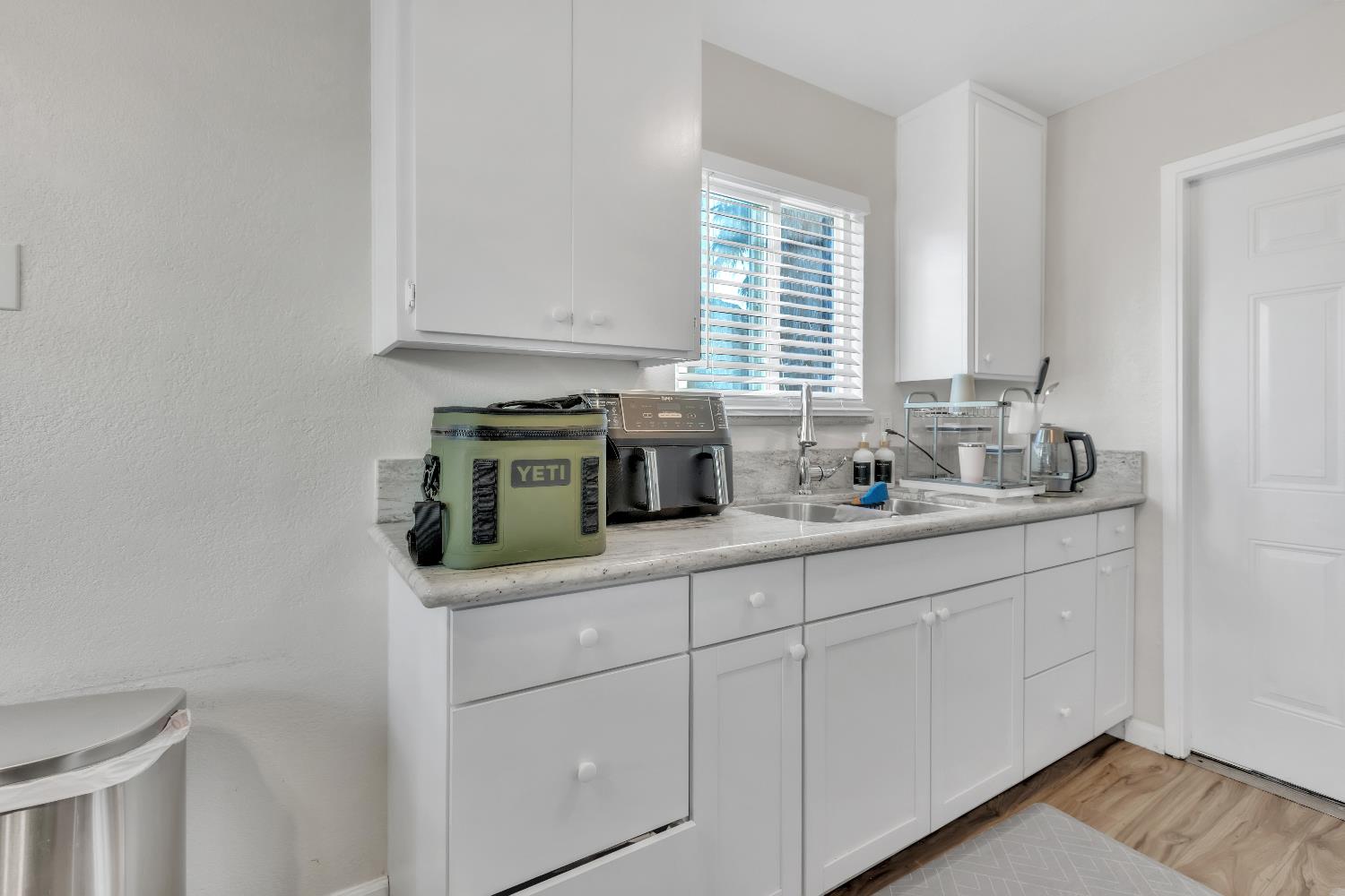 7517 Addison Way Sacramento, CA 95822 - Photo 26 of 52