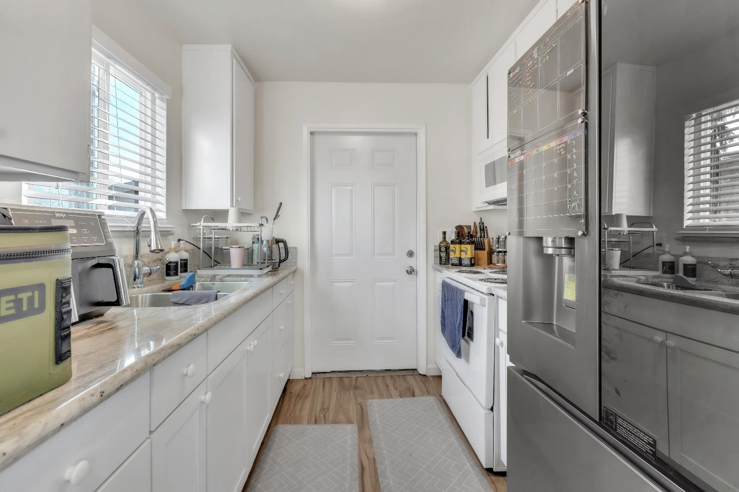 7517 Addison Way Sacramento, CA 95822 - Photo 27 of 52