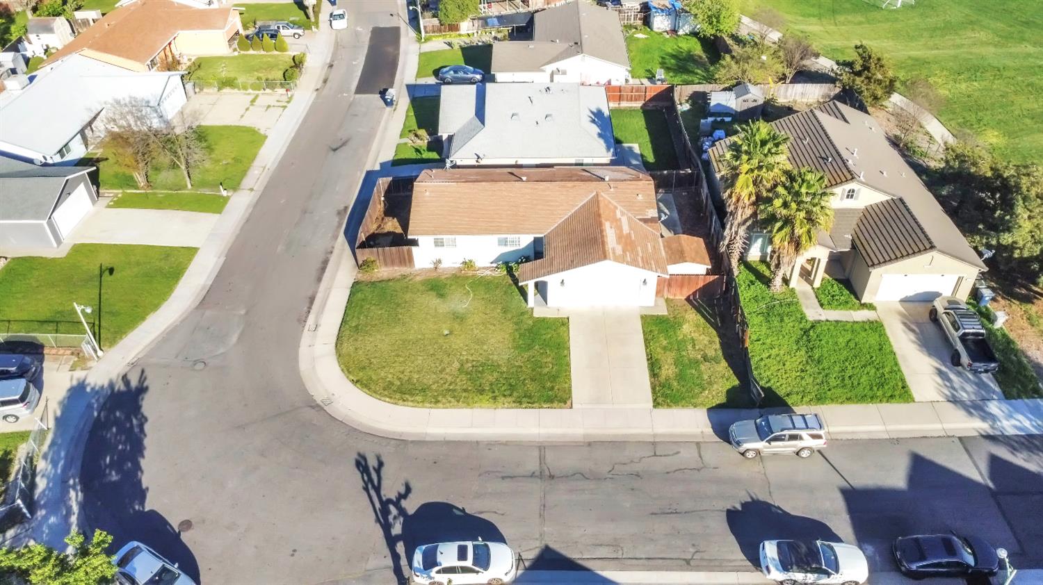 7517 Addison Way Sacramento, CA 95822 - Photo 29 of 52