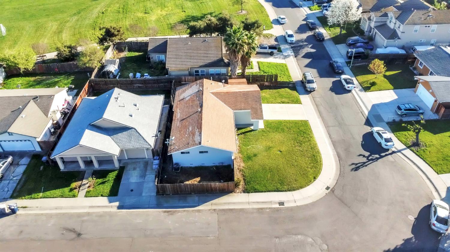 7517 Addison Way Sacramento, CA 95822 - Photo 33 of 52