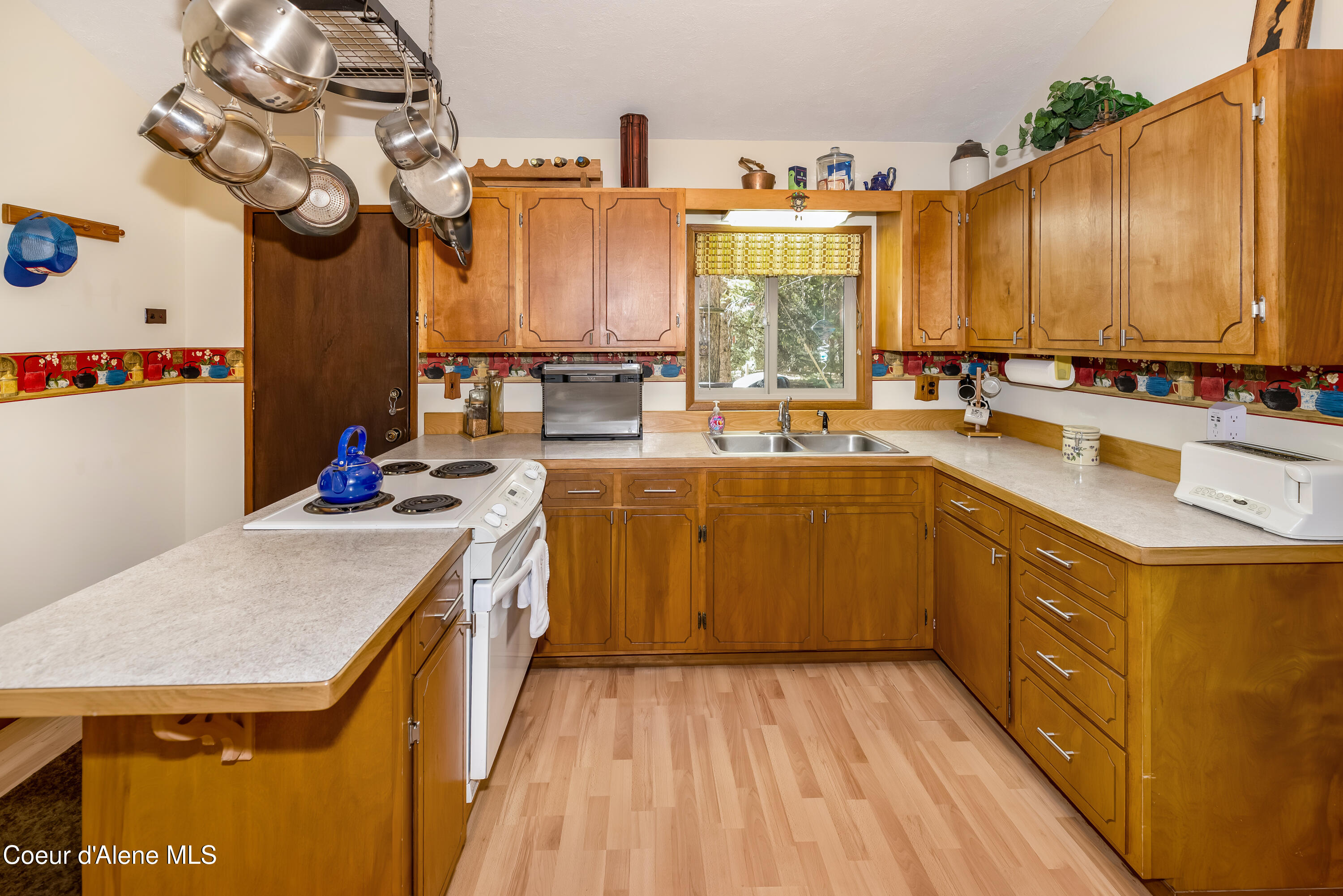 1976 Reeder Bay Road Nordman, ID 83848 - Photo 13 of 20 Kitchen 2