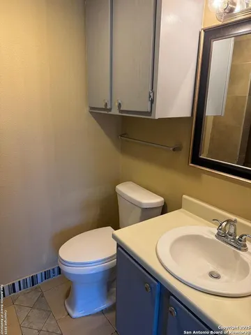 $1,040 | 5944 Danny Kaye Drive, Unit 1, San Antonio, TX 78240