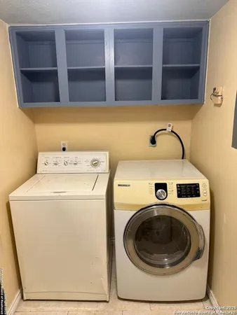 $1,040 | 5944 Danny Kaye Drive, Unit 1, San Antonio, TX 78240